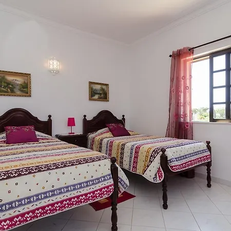 Villa With Private Pool Near Benagil & Marinha Beach *