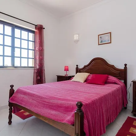Villa With Private Pool Near Benagil & Marinha Beach