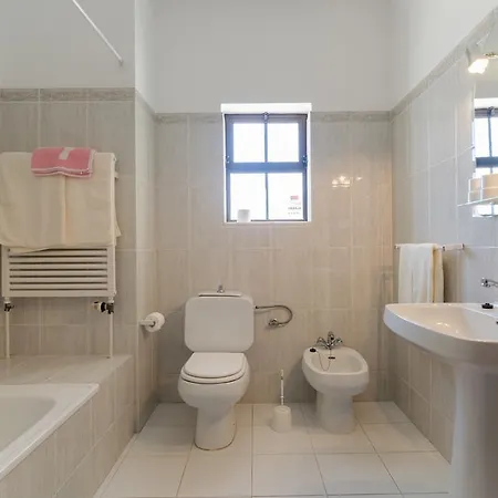 Villa With Private Pool Near Benagil & Marinha Beach *