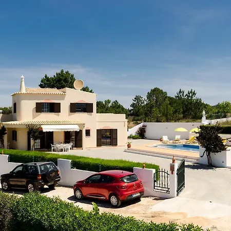 Villa With Private Pool Near Benagil & Marinha Beach فيلة *